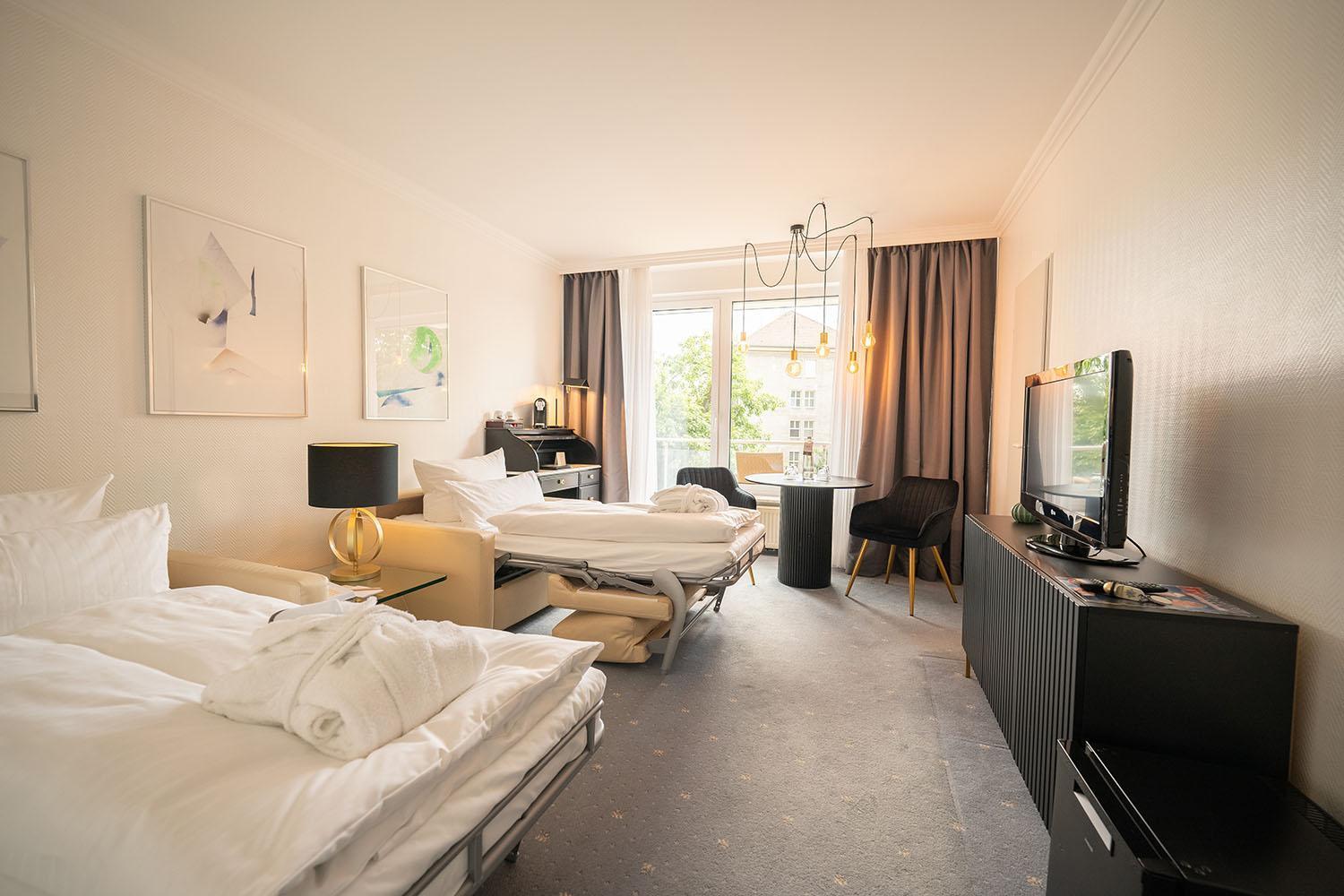 Bernstein Hotel Villa Kastania Берлін Екстер'єр фото